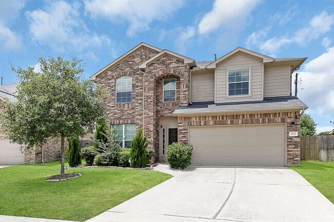 Building Photo - 2707 Lakecrest River Dr