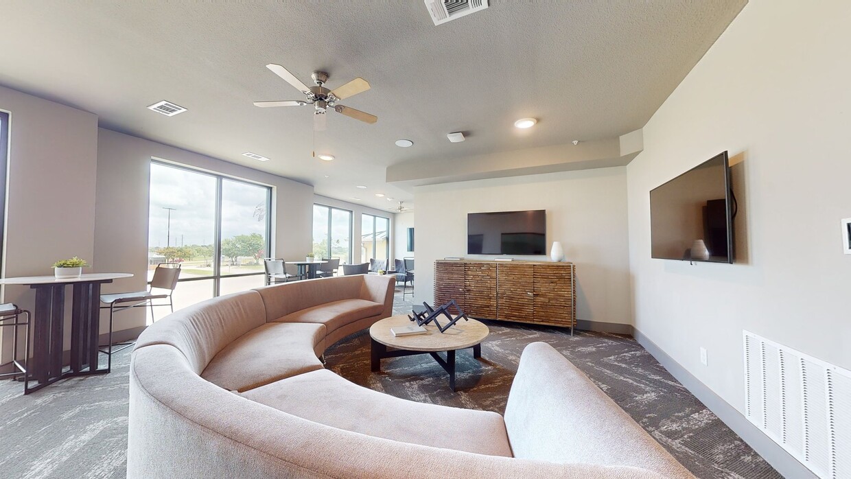 Photo - Discovery Park Apartments