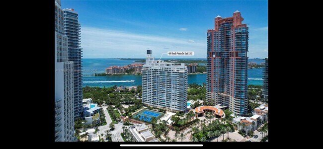 Foto del edificio - 400 S Pointe Dr