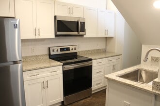 Building Photo - 408 Wellons St