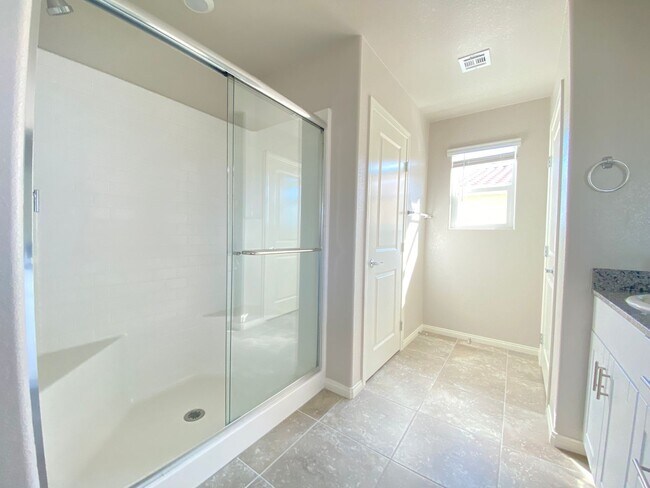 Foto del edificio - Home for Rent