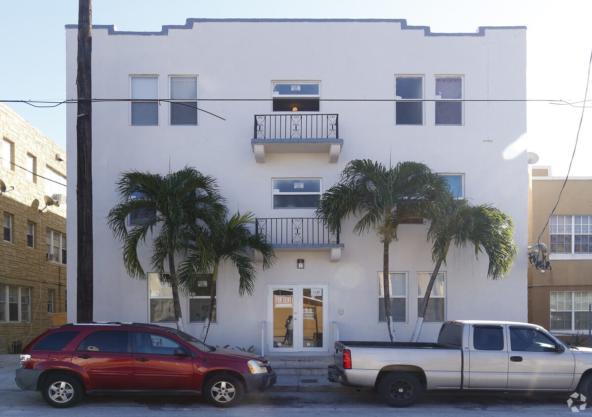 1142 el sudoeste de 4th St - 1142 SW 4th St