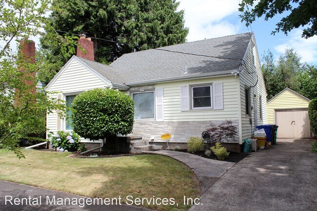 Foto del edificio - 3 br, 2 bath House - 2115 NE Junior St