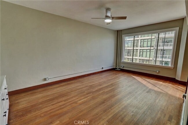 Building Photo - 360 W Ocean Blvd