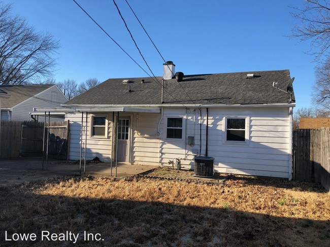 Foto del edificio - 3 br, 1 bath House - 2208 Herbert Avenue