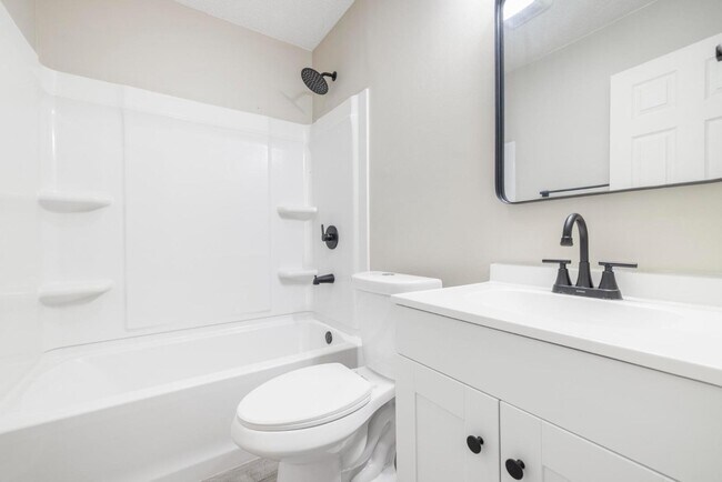 Foto del edificio - 3800 Memorial Blvd