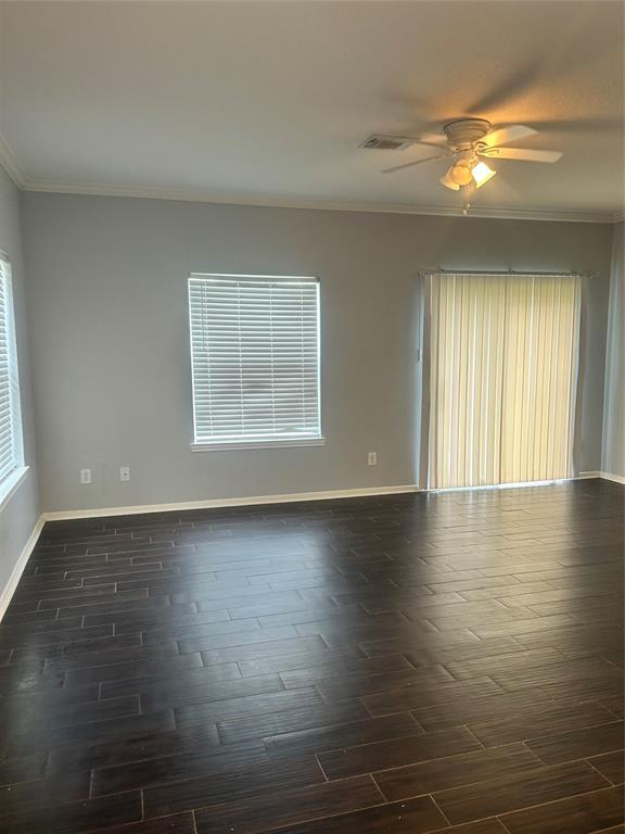 Foto del edificio - 3804 Shire Valley Dr