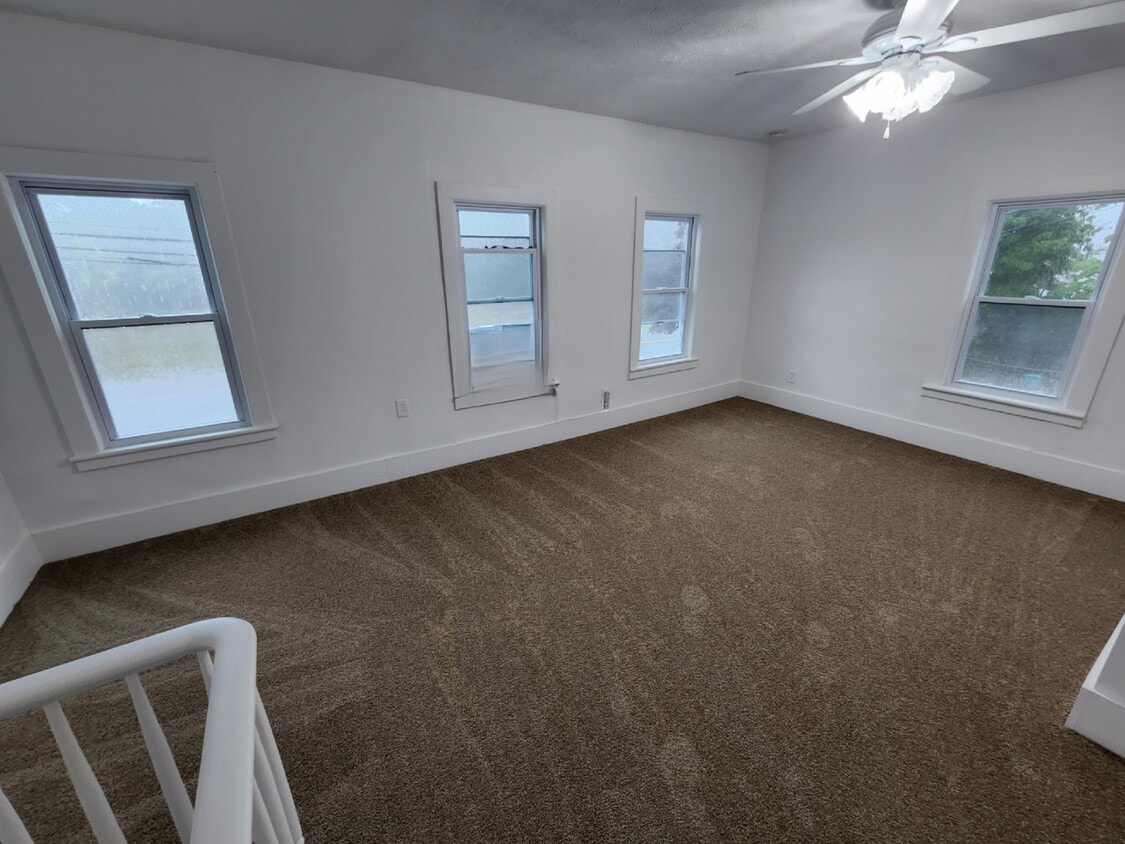 25 Old Rte 66 Unit B, Averill Park, NY 12018 Apartments in Averill