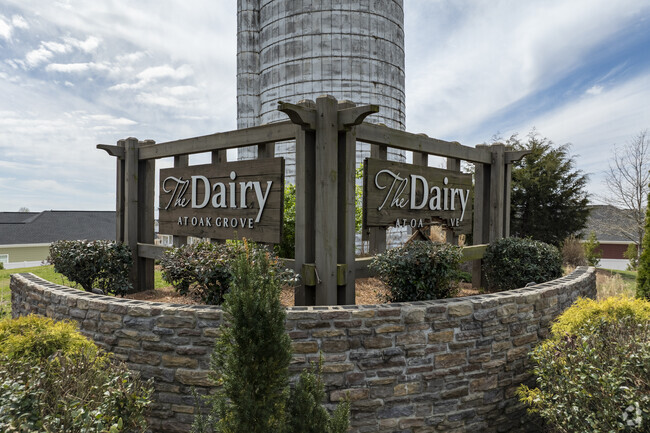 Foto del edificio - Cottages at Oak Grove Dairy