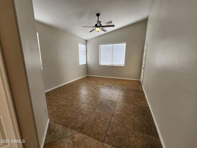 Foto del edificio - 12547 W Glenrosa Dr