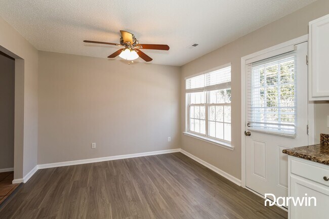 Foto del edificio - 10346 Cannarti Drive, Charlotte, NC 28273
