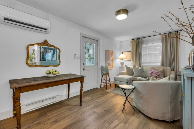 Building Photo - 337 Niagara Blvd