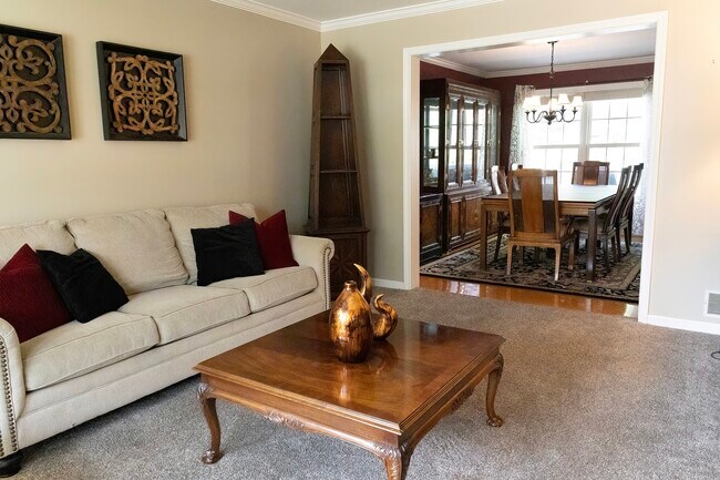 Foto del edificio - 251 Millington Ln