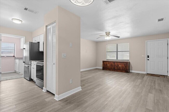 Building Photo - 11907 NW 147 Pl