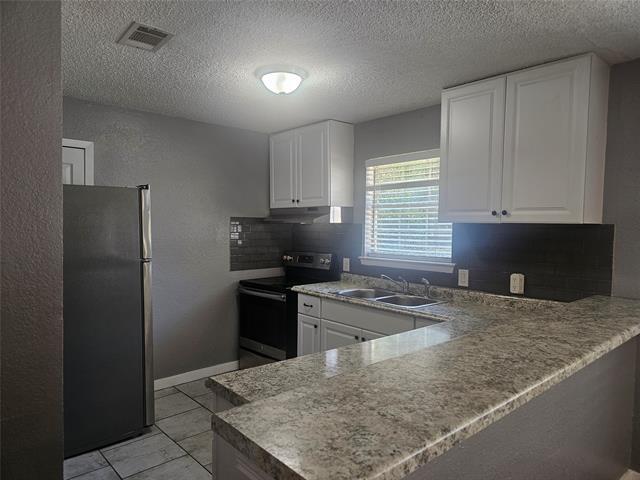 Building Photo - 2250 True Ave