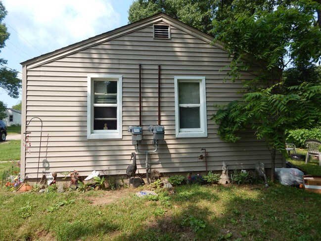 Building Photo - 11429 Hamburg Rd