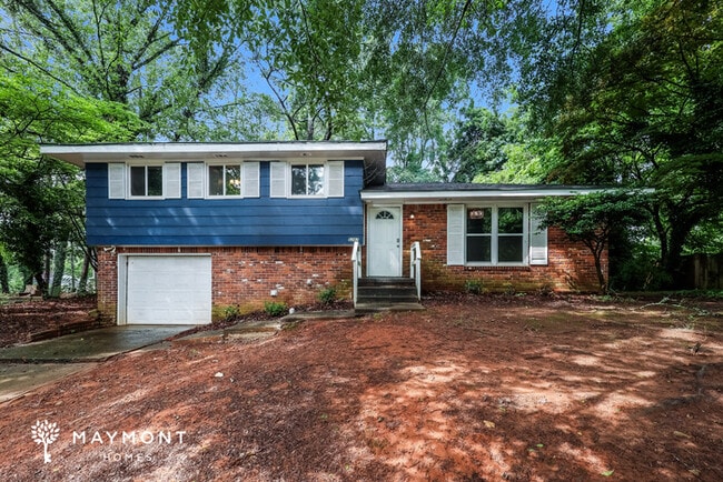 Building Photo - 5287 Chantilly Terrace