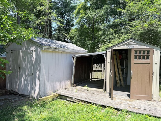 Building Photo - 2604 Tracewood Cir