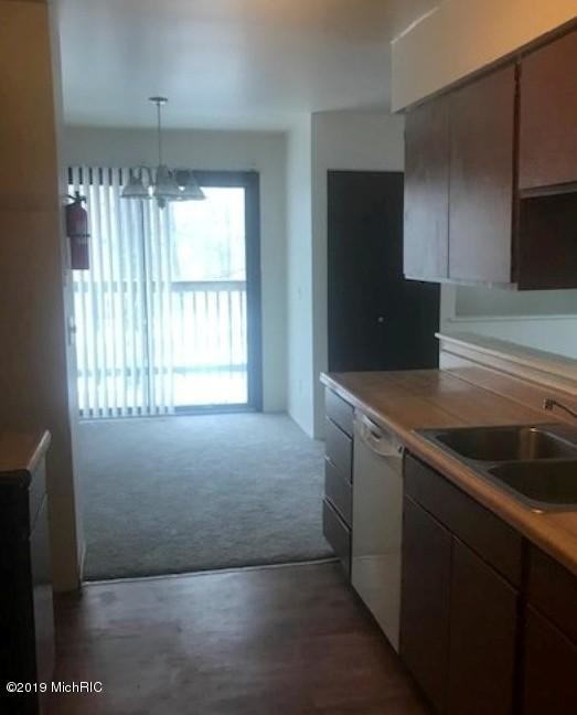 Foto del edificio - 7640 Timbercreek Ct