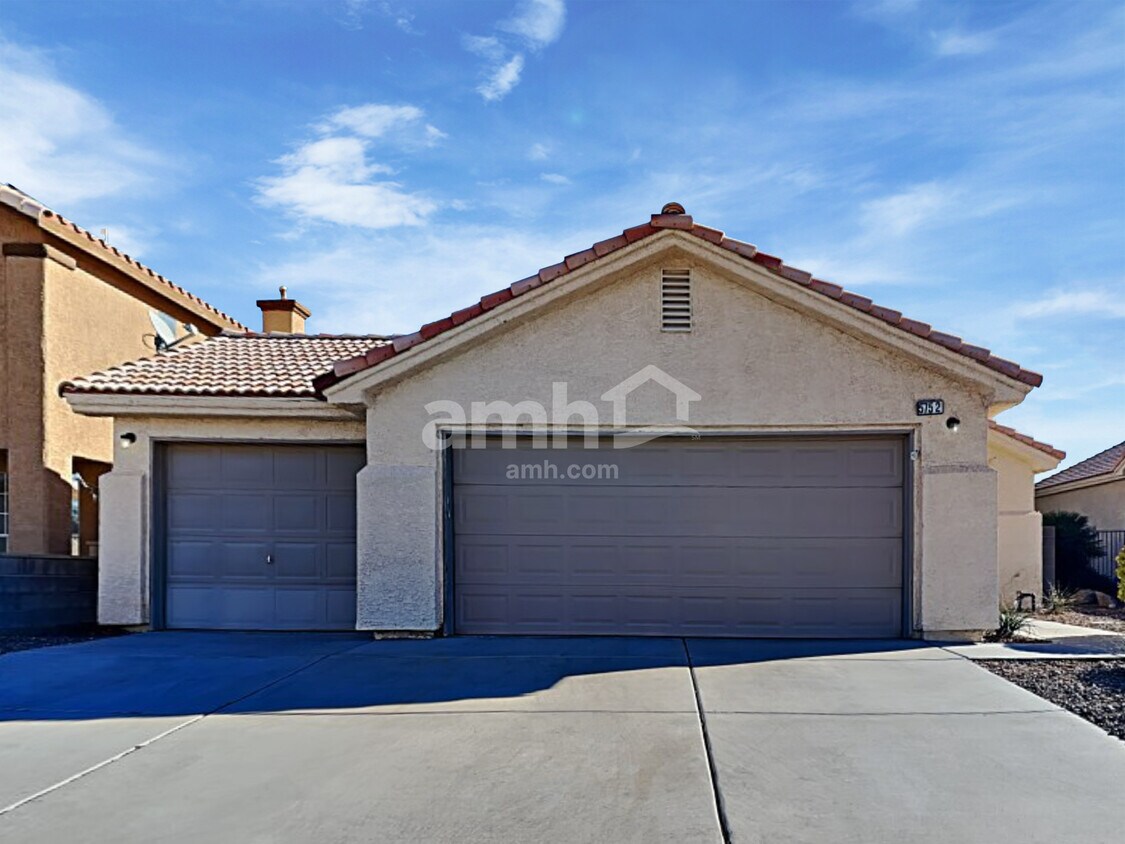 Foto principal - 5752 Taj Mahal Dr
