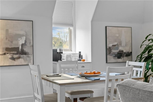 Foto del edificio - 434 Bellevue Ave