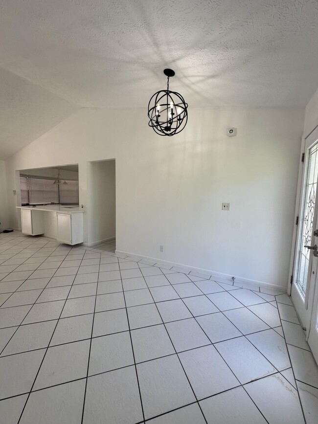 Foto del edificio - 1686 SE Trumpet Ln