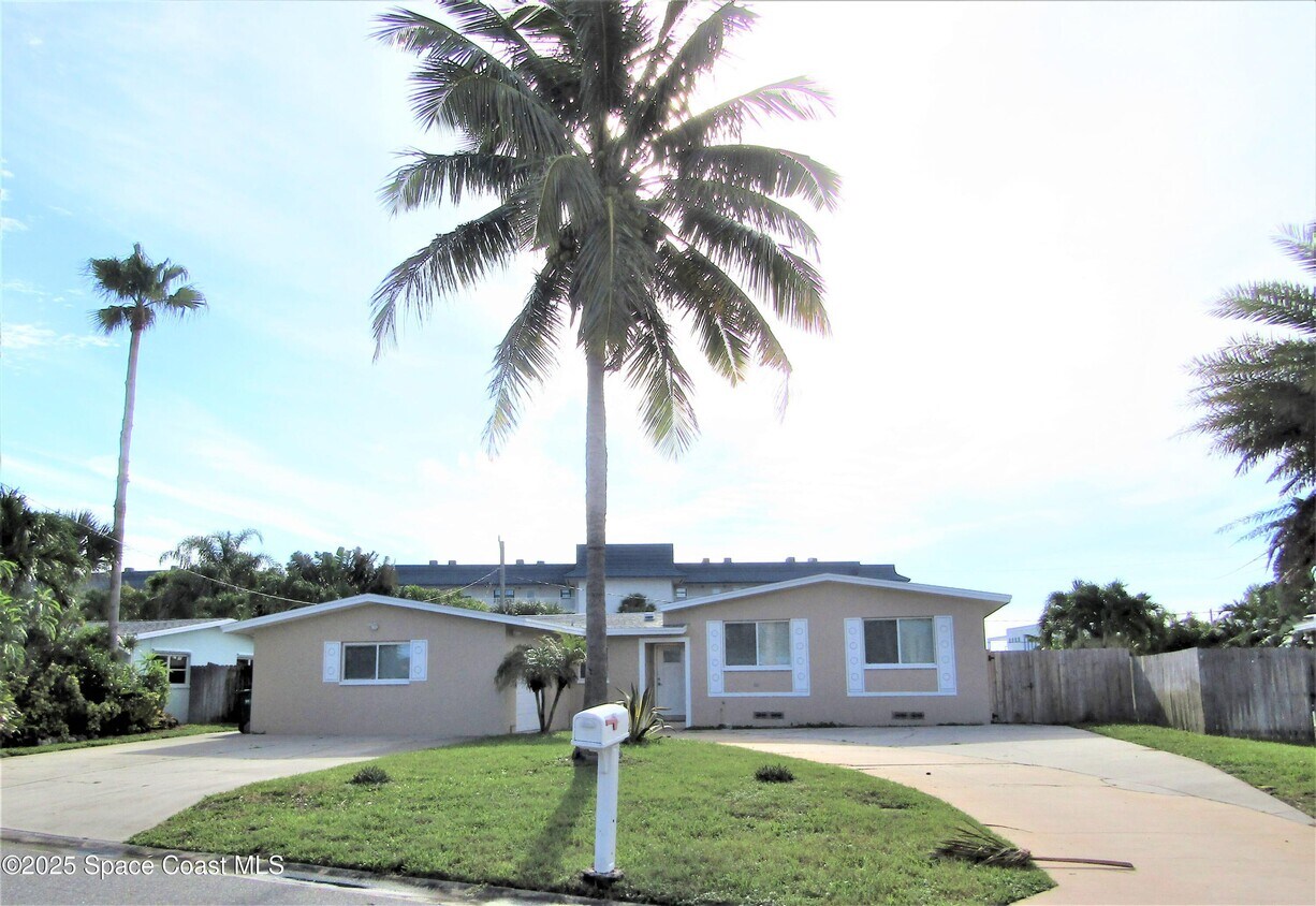 Foto principal - 2536 Carmel Rd