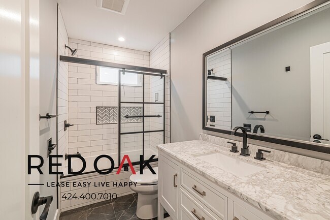 Foto del edificio - 1427 N Vista St