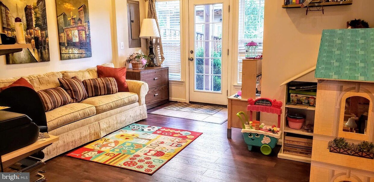 Foto principal - 21782 Harroun Terrace
