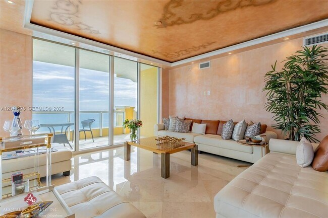 Building Photo - 17875 Collins Ave
