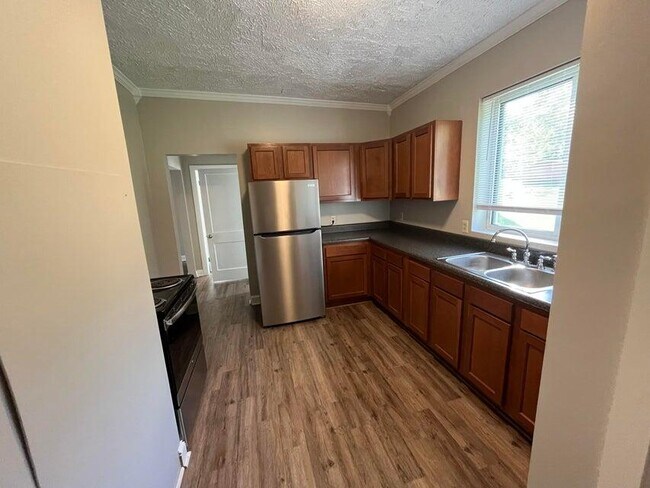 Foto del edificio - 6075 Lee Hwy