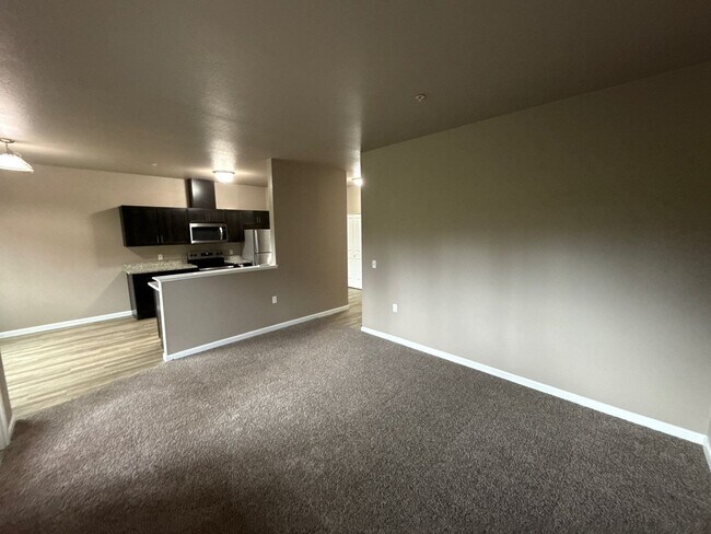 Foto del edificio - 4261 Hawthorne Ave NE