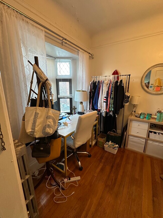 Foto del edificio - 54 Babcock St