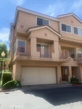 Building Photo - 13967 Lemoli Ave