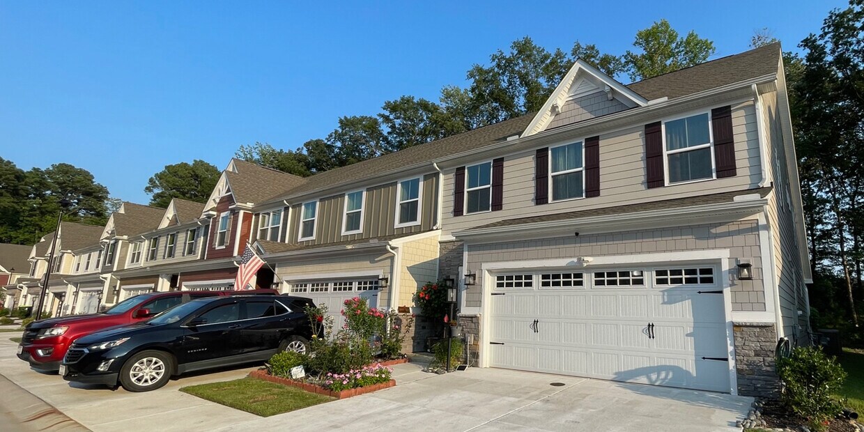 Foto principal - 515 Eldridge Ln