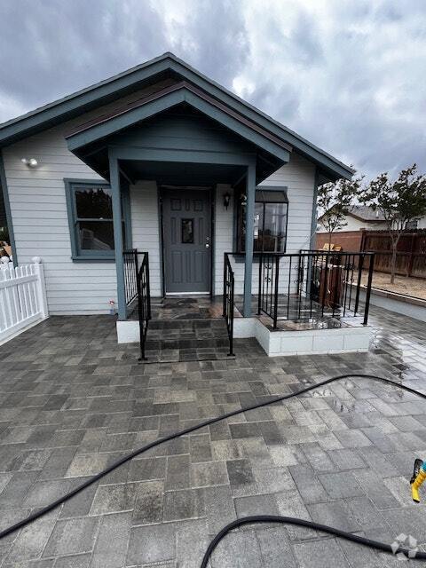 Building Photo - 5080 Jurupa Ave