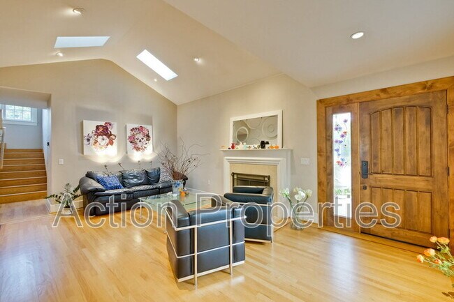 Foto del edificio - 714 Greer Rd