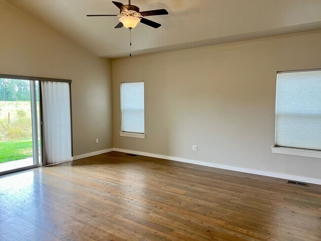 Foto del edificio - 3 Bed 2 Bath condo in Four Corners availab...