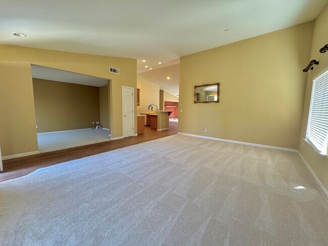 Foto del edificio - 5133 Trailridge Way
