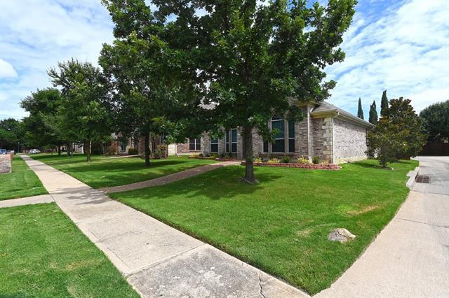 Building Photo - 1073 Red Hawk Dr