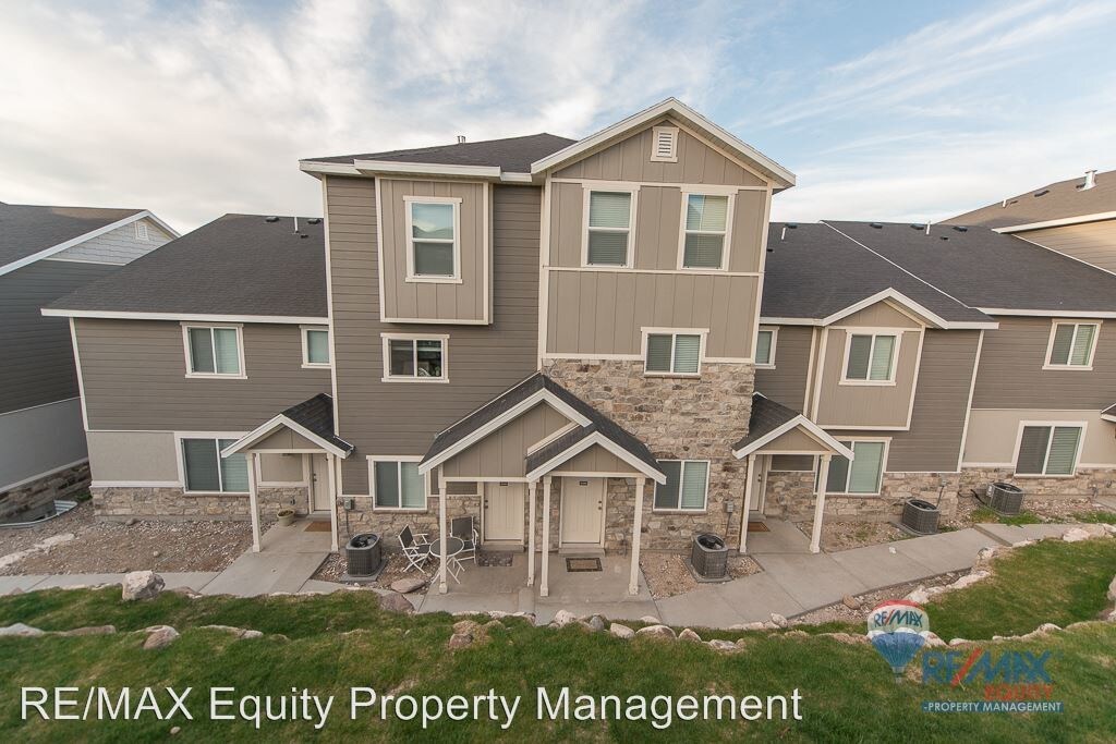 Foto principal - 3 br, 2.5 bath House - 14394 S Firgrove Way