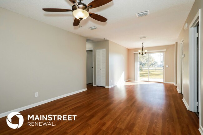 Foto del edificio - 5505 Enchanted Dr