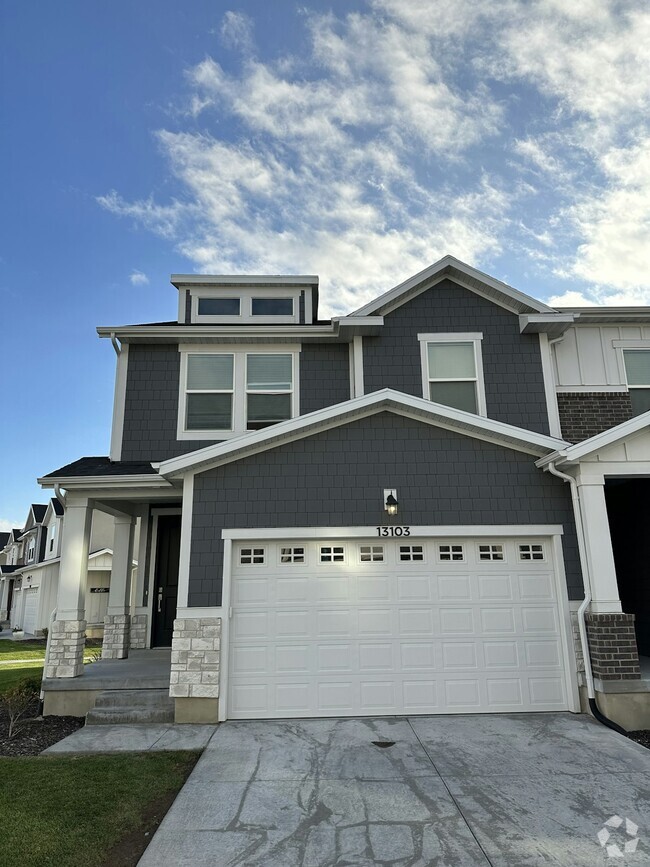 Building Photo - 13103 Keegan Dr