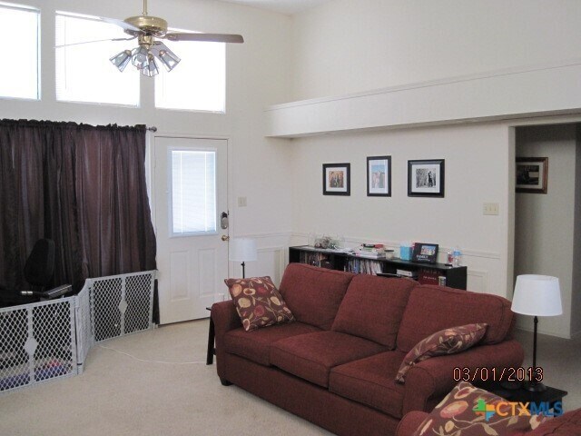 Foto del edificio - 114 Nelson Dr