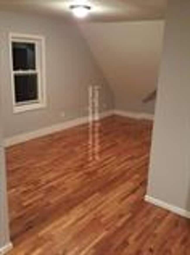 Building Photo - 39 Pinckney St