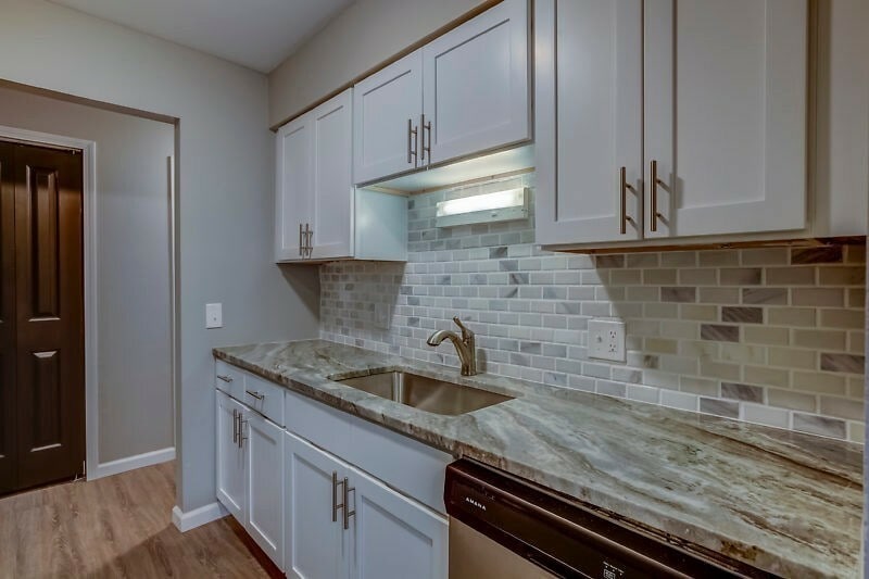 33302 Kingslane Ct, Farmington, MI 48336 House Rental in Farmington