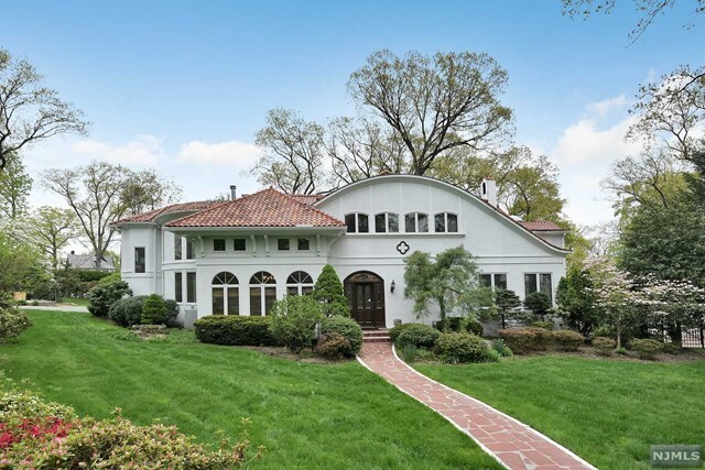 Foto principal - 353 Highland Ave