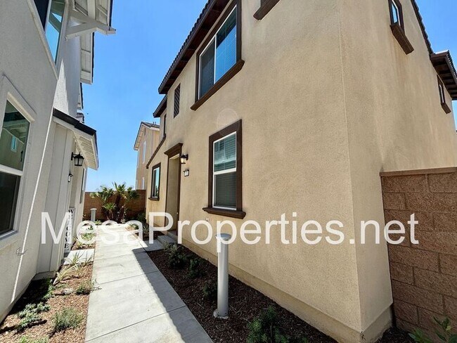 Building Photo - 1221 Yeager Ave