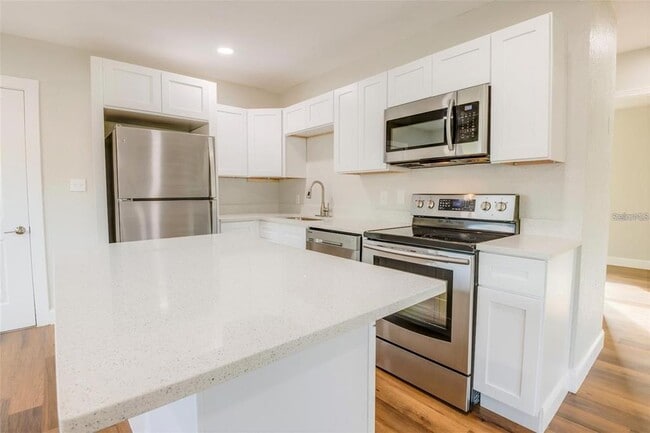 Building Photo - 6264 2nd Ave N