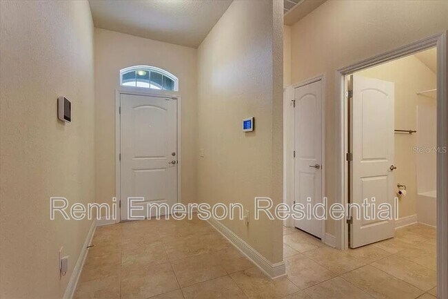 Building Photo - 420 Buchannan Drive